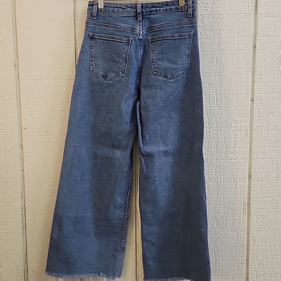 LAST Women's Wide-leg Cotton Blue Denim Jeans Capri Pants Small - Picture 3 of 12
